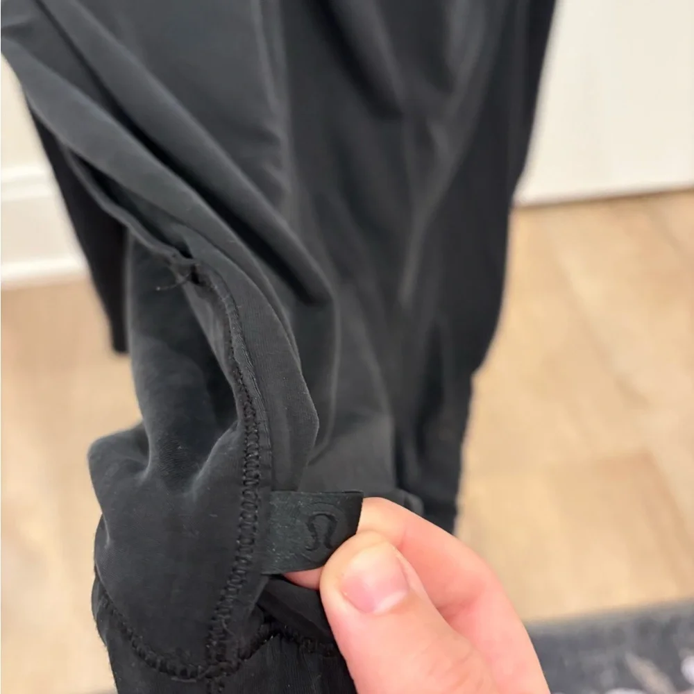 Lululemon Into Something Good Hoodie Size 4